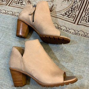 Sorel Nadia Sandy Tan Open Toe Bootie 9.5